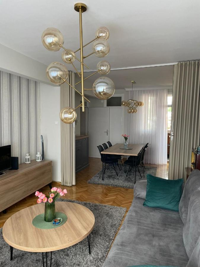 Apartman Filip Lux City Center Нови пазар Екстериор снимка