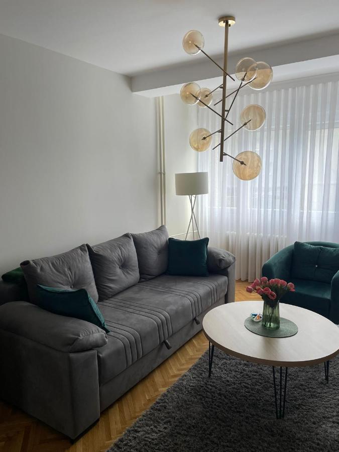 Apartman Filip Lux City Center Нови пазар Екстериор снимка