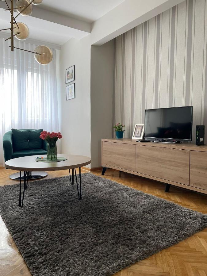 Apartman Filip Lux City Center Нови пазар Екстериор снимка