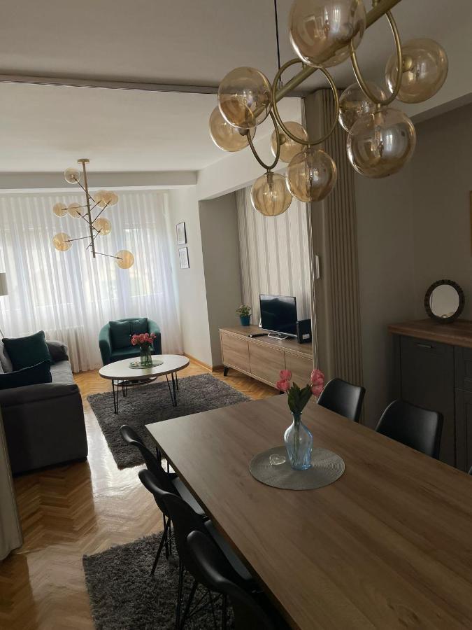 Apartman Filip Lux City Center Нови пазар Екстериор снимка