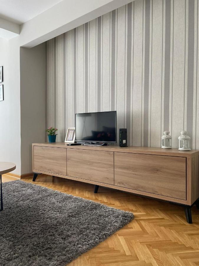 Apartman Filip Lux City Center Нови пазар Екстериор снимка